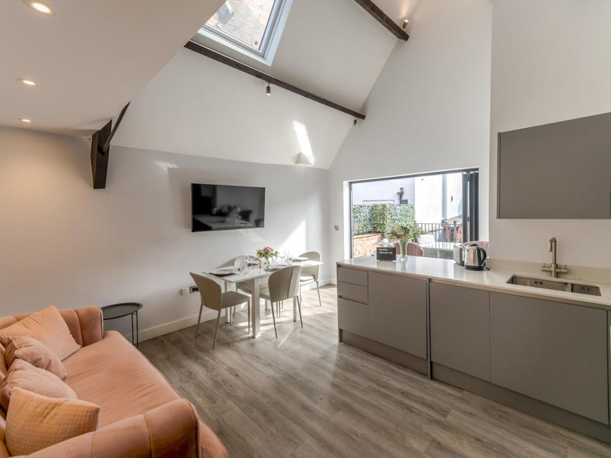 Pass The Keys Dahlia Contemporary Town Centre Apartment Σριούσμπερι Εξωτερικό φωτογραφία